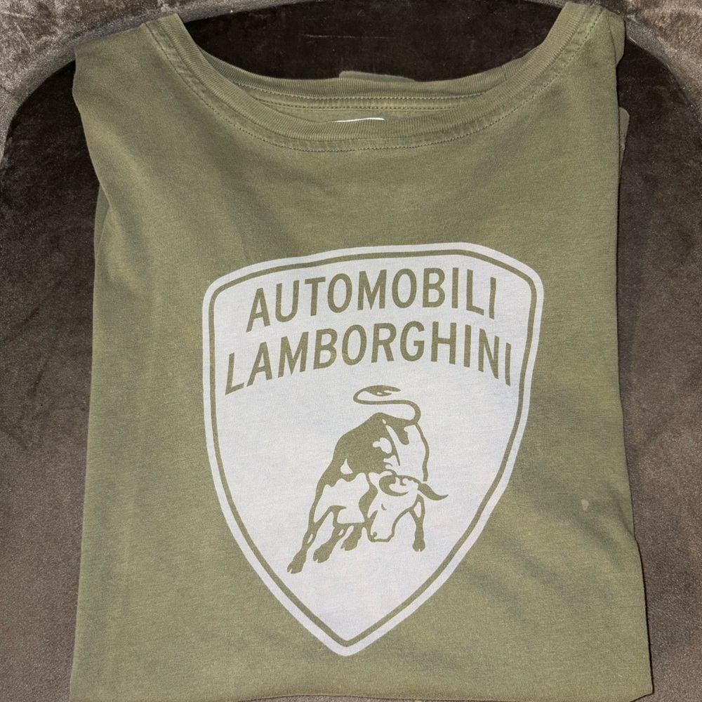 Official Automobili Lamborghini Tee
….Olive Green.